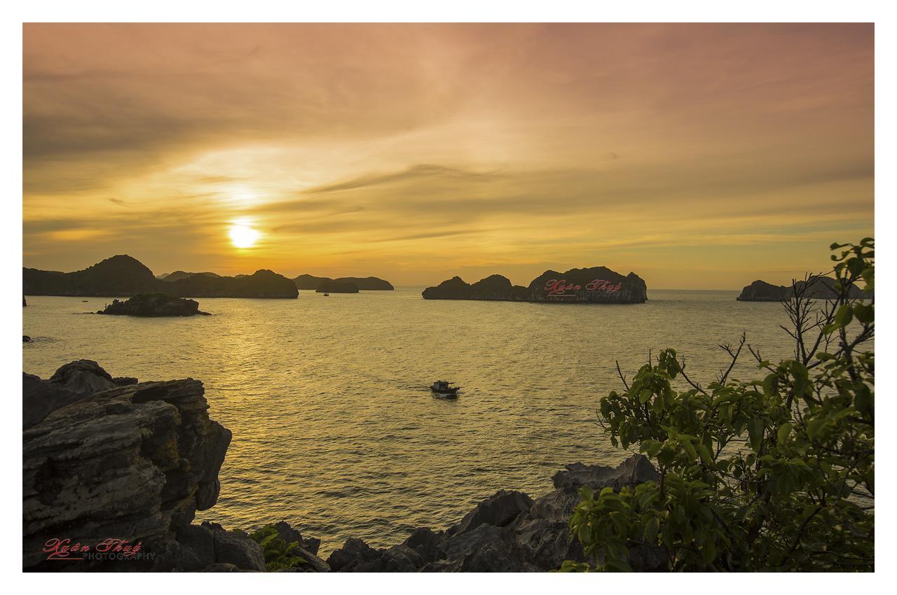Cat Ba Hostel Cat Ba Island Exterior photo